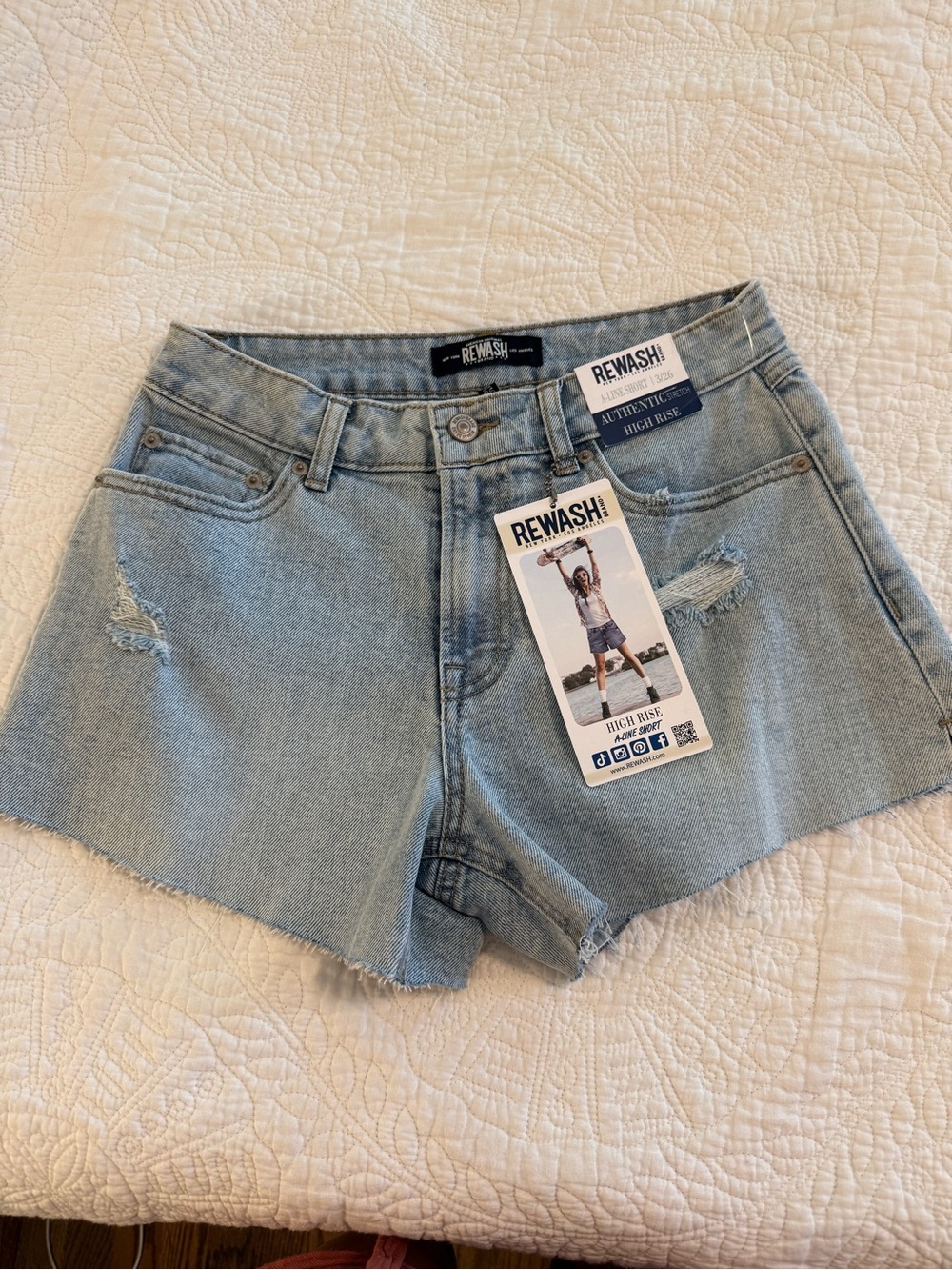 Rewash Light Wash High-Rise Frayed Denim Shorts